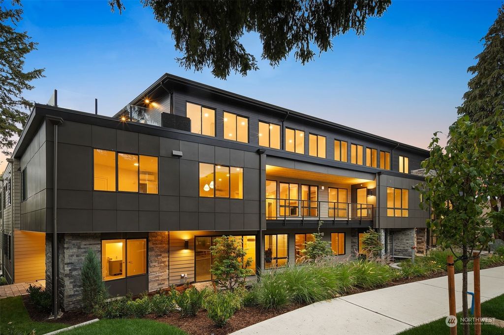 Photo of 317 5th Avenue #301, Kirkland, WA 98033 (MLS # 2162303)