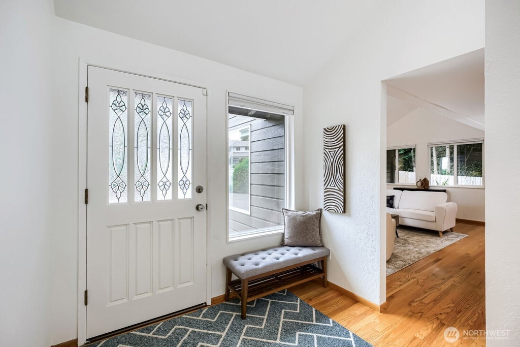 Photo of 15301 SE 48th Drive, Bellevue, WA 98006 (MLS # 2538190)