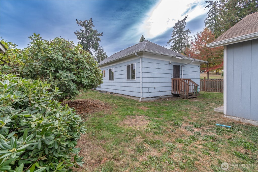 Photo of 1129 S 61ST Street, Tacoma, WA 98408 (MLS # 2578249)