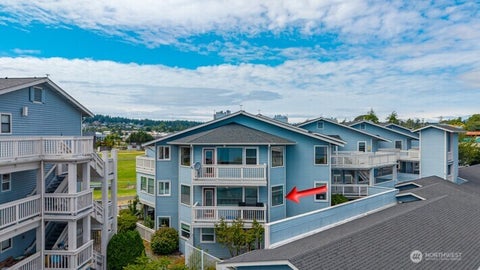 Photo of 651 SE Bayshore Drive #B201, Oak Harbor, WA 98277 (MLS # 2564772)