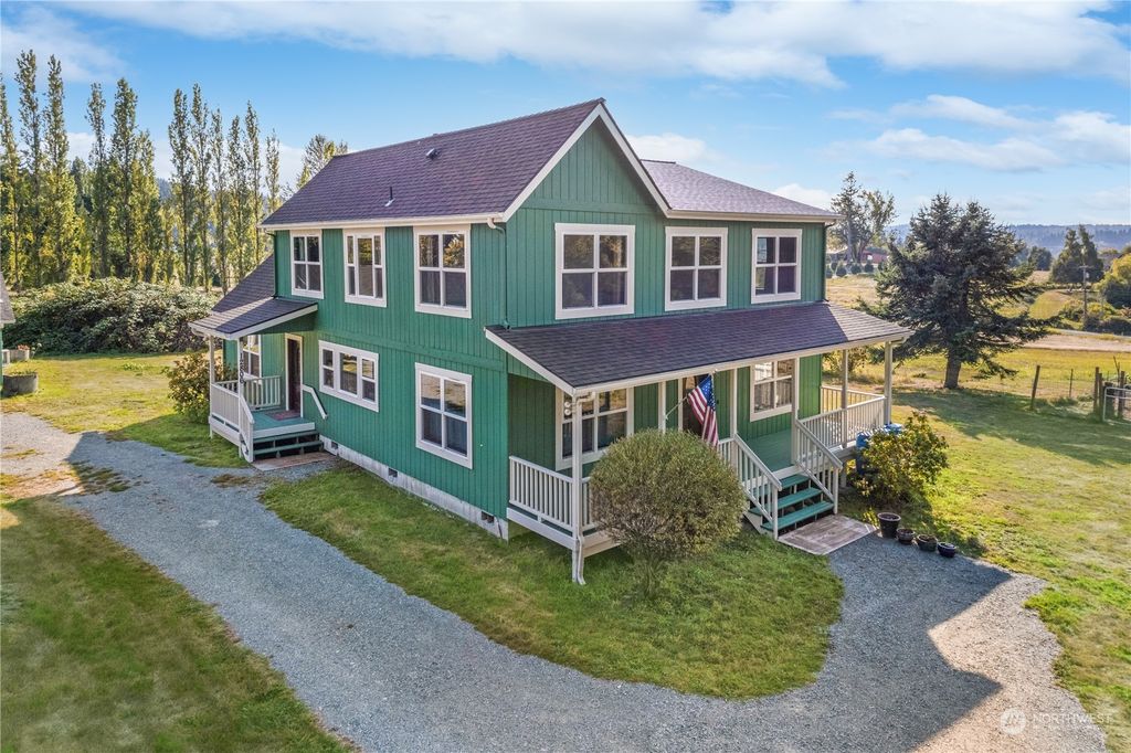 Photo of 12806 132nd Street SE, Snohomish, WA 98290 (MLS # 2165725)