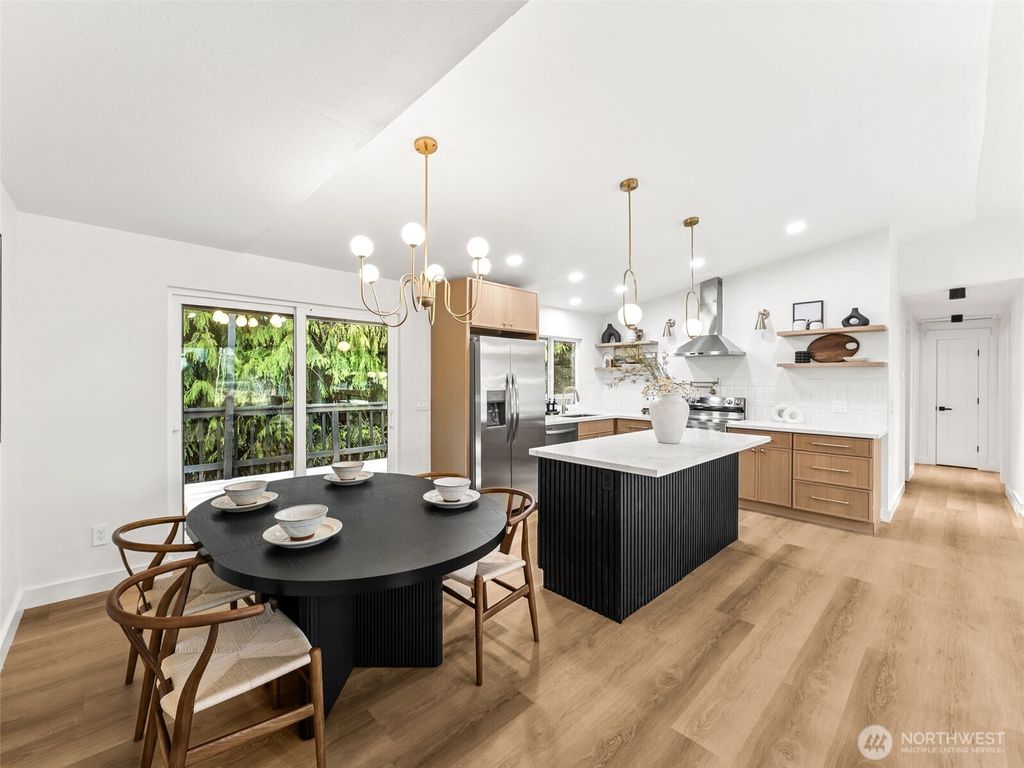 Photo of 13618 SE 141st Street, Renton, WA 98059 (MLS # 2440862)