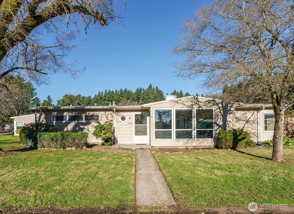 Photo of 4104 Farview Drive, Vancouver, WA 98661 (MLS # 2471249)