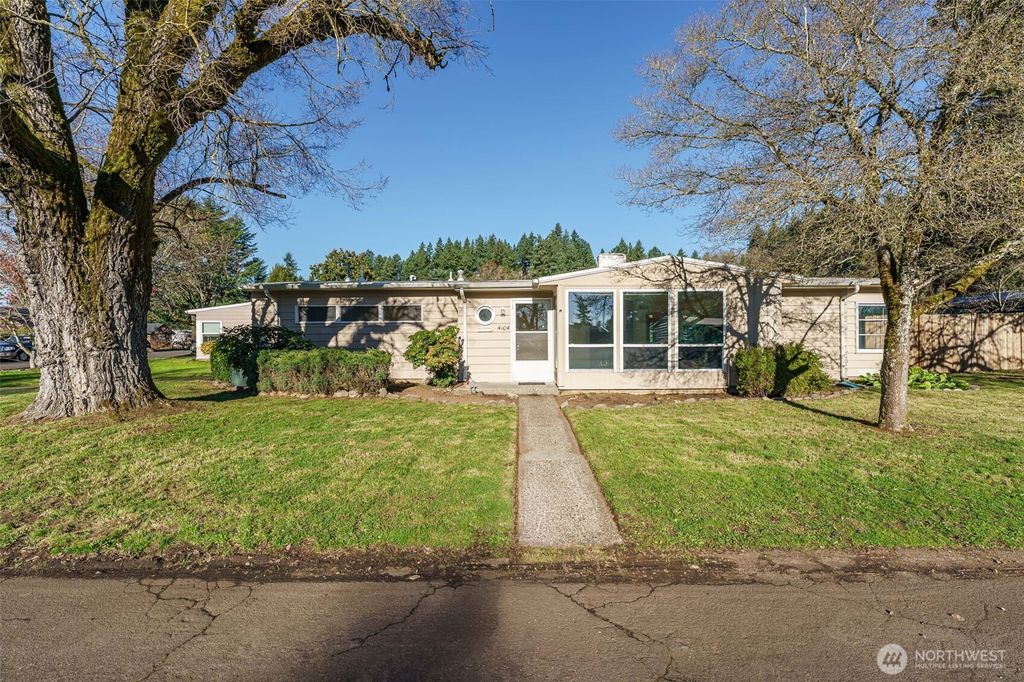 Photo of 4104 Farview Drive, Vancouver, WA 98661 (MLS # 2471249)