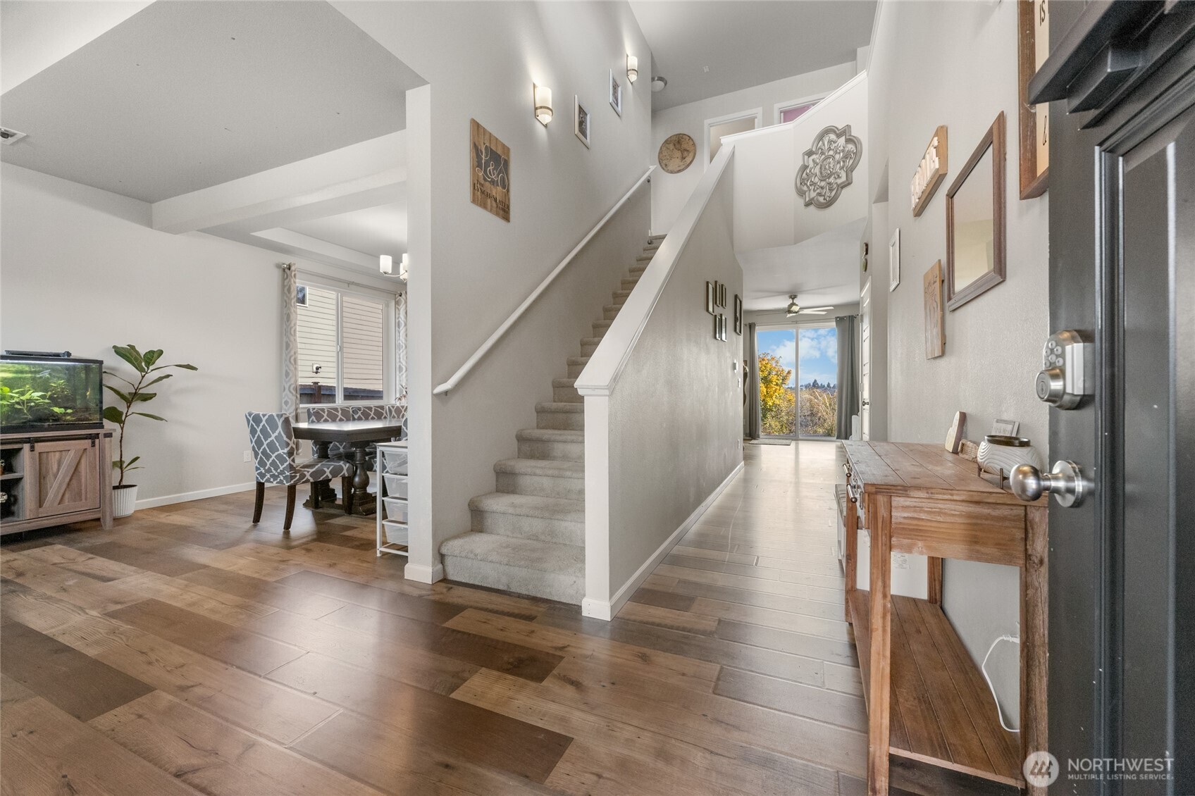 9867 Jensen Drive SE