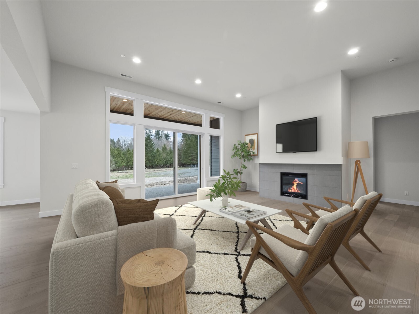 10167 Royal Valley Road NE