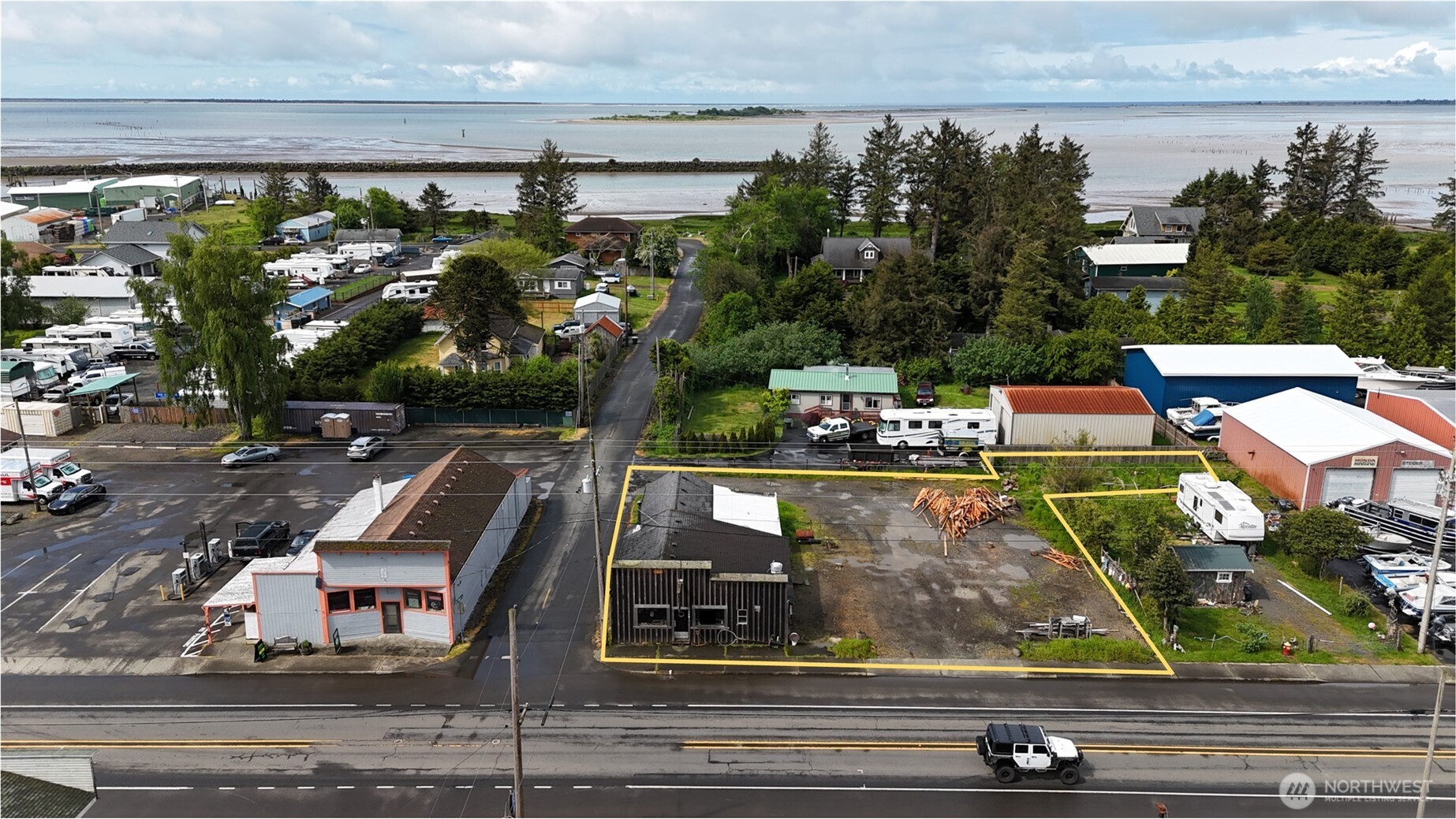 779 State Route 101