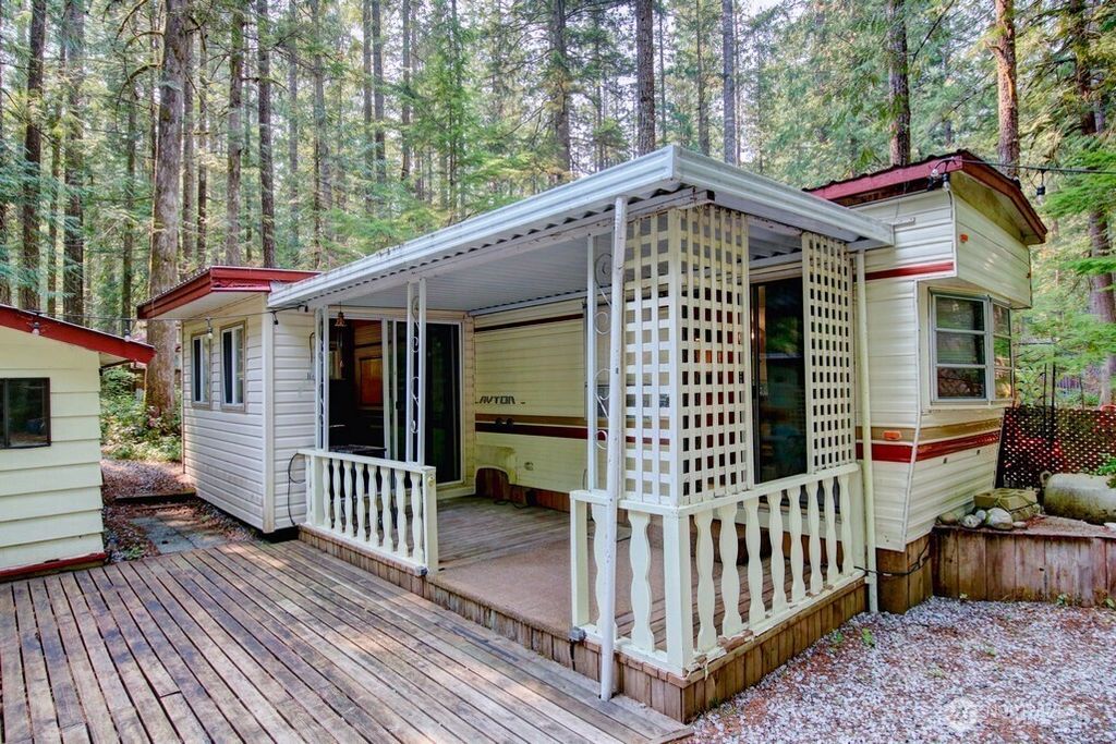 Photo of 74 3 Schinn Canyon Circle, Deming, WA 98244 (MLS # 2484443)