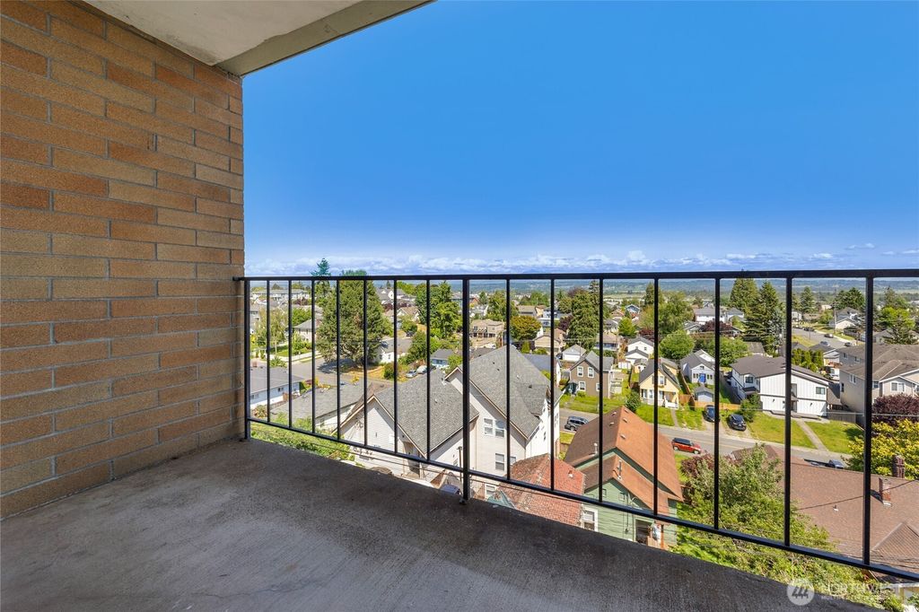 Photo of 3425 Colby Avenue #601, Everett, WA 98201 (MLS # 2385276)