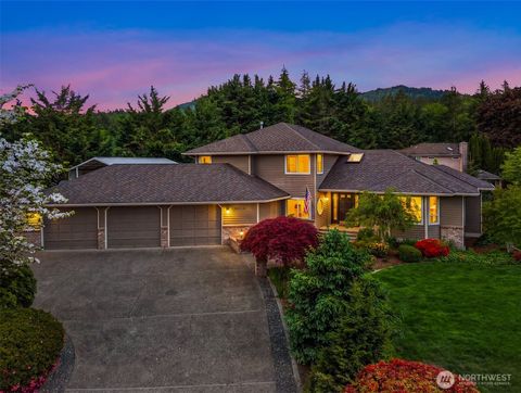 Photo of 21118 SE 137th Place, Issaquah, WA 98027 (MLS # 2522173)