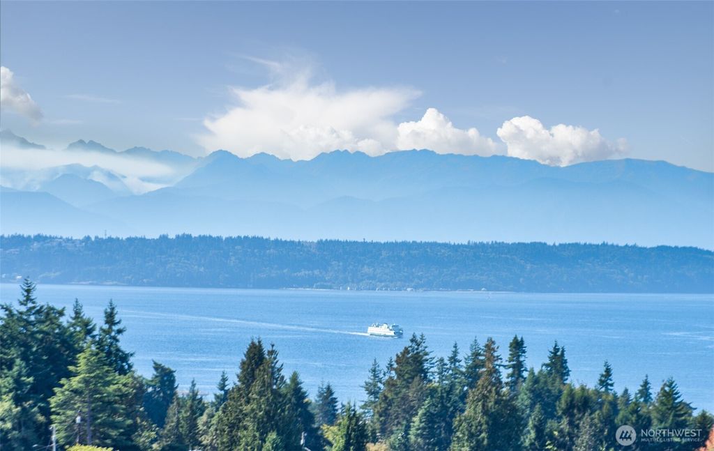 Photo of 1133 Emerald Hills Dr. Dr, Edmonds, WA 98020 (MLS # 2437887)