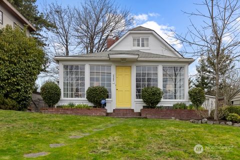 Photo of 6552 49th Avenue SW, Seattle, WA 98136 (MLS # 2042771)