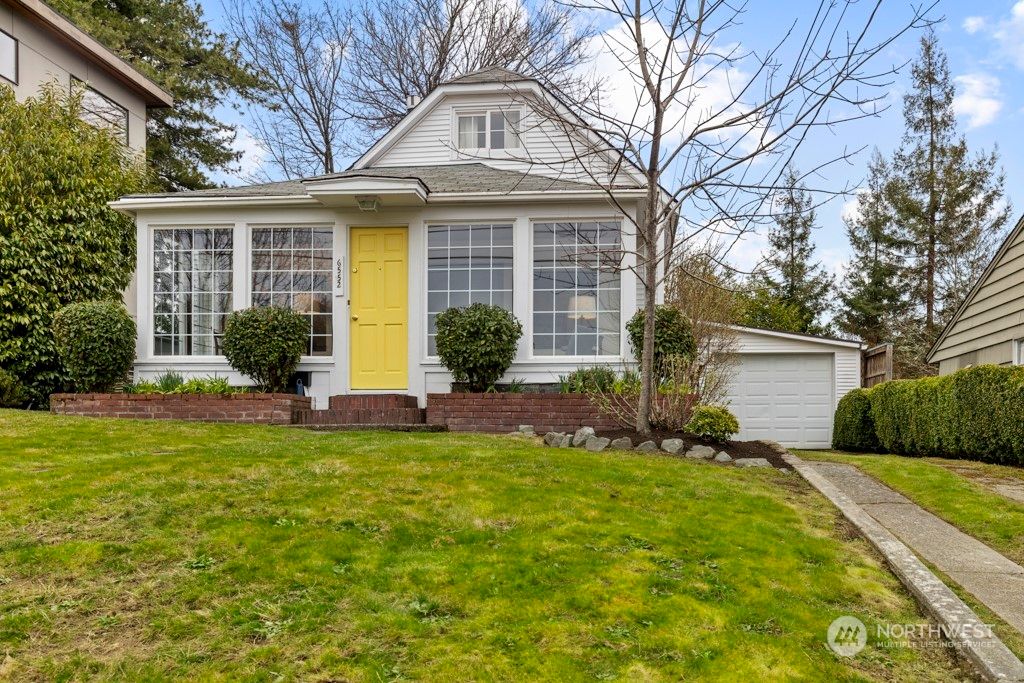 Photo of 6552 49th Avenue SW, Seattle, WA 98136 (MLS # 2042771)