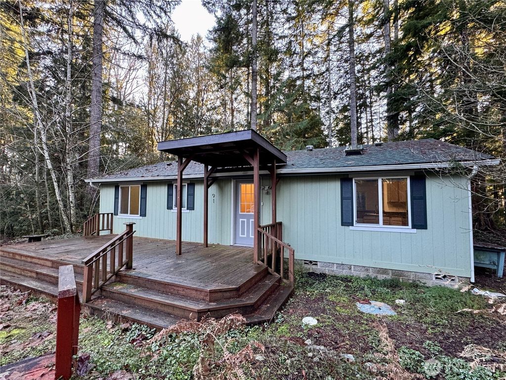 Photo of 91 N Gadwall Place N, Hoodsport, WA 98548 (MLS # 2473222)