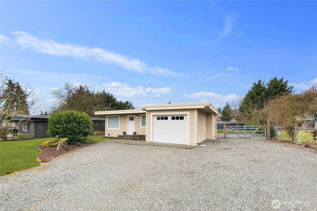 Photo of 26849 172nd Place SE, Covington, WA 98042 (MLS # 2488212)