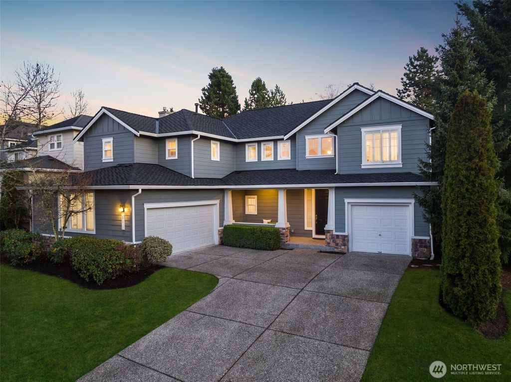 Photo of 24017 SE 13th Place, Sammamish, WA 98075 (MLS # 2479411)