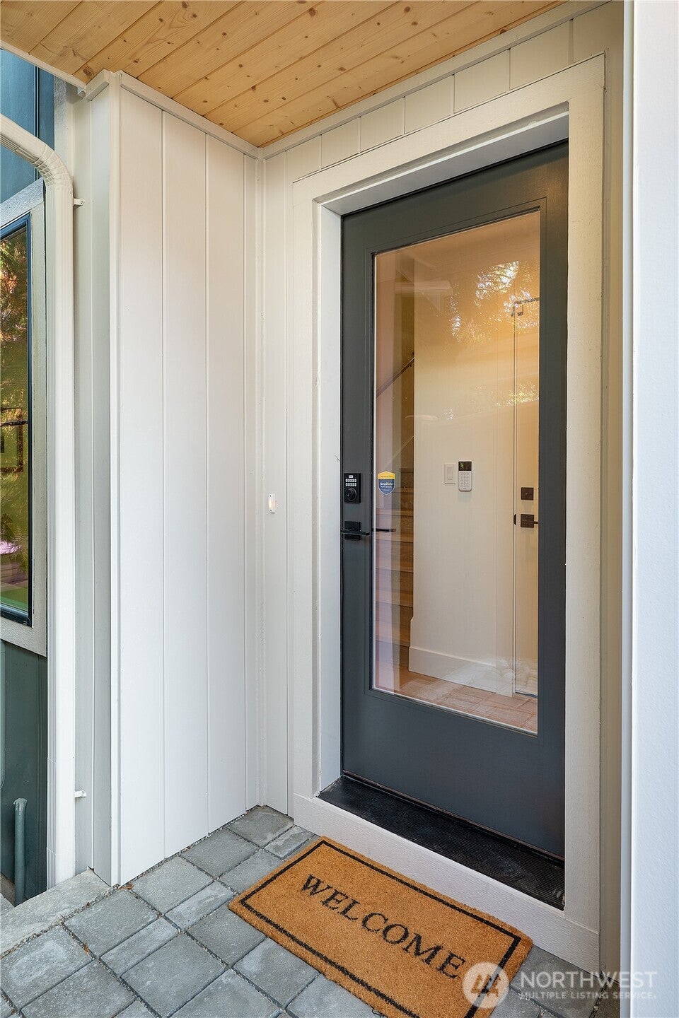 Photo of 1216 A NE 103rd, Seattle, WA 98115 (MLS # 2590178)