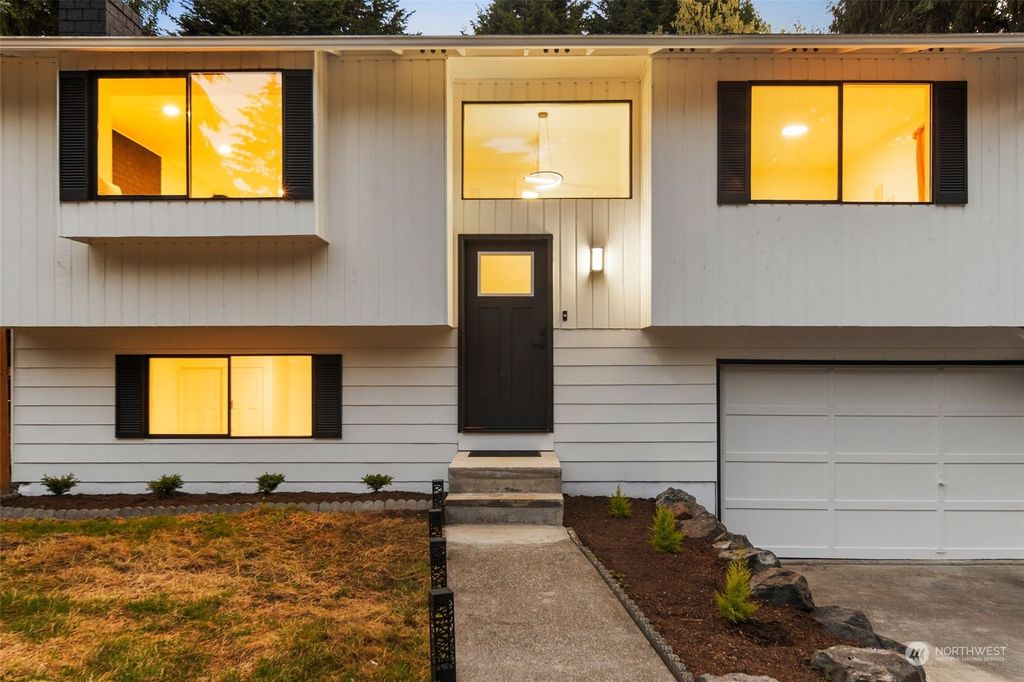 Photo of 3006 164th Place SE, Bothell, WA 98012 (MLS # 2269798)