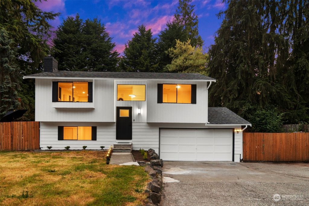 Photo of 3006 164th Place SE, Bothell, WA 98012 (MLS # 2269798)