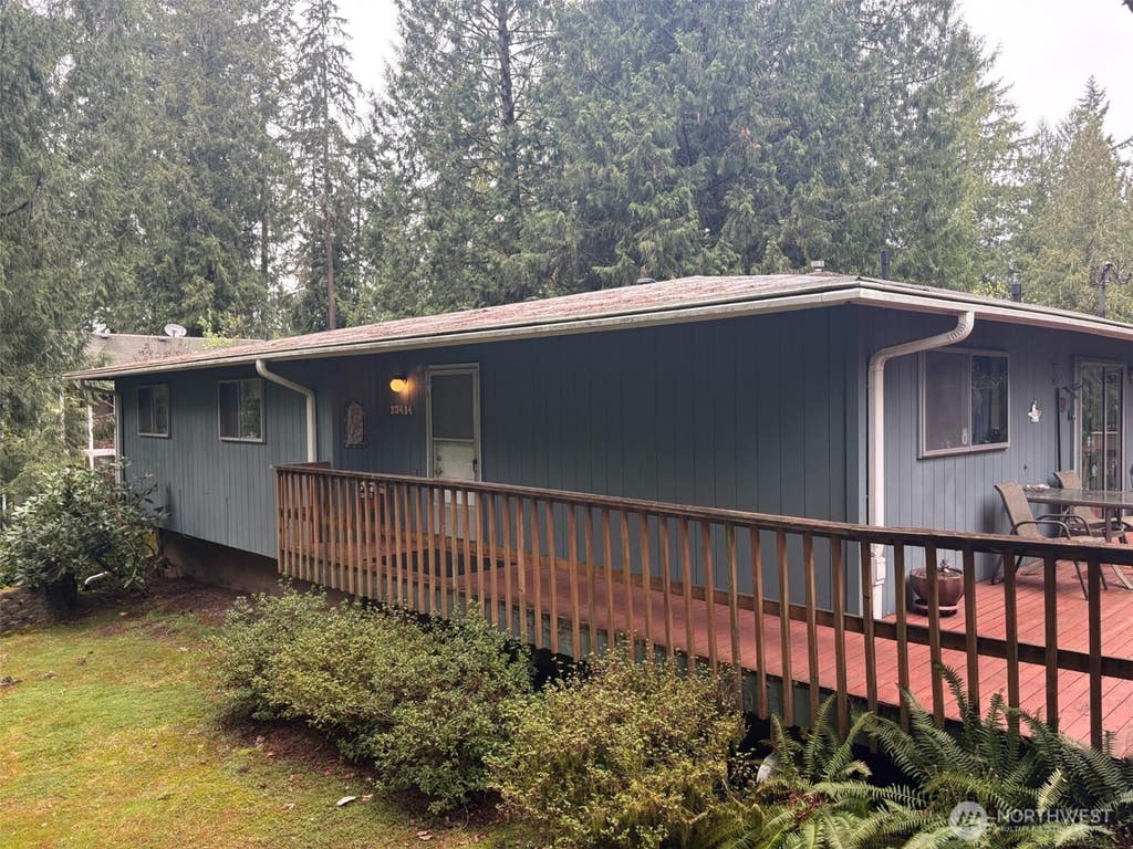 Photo of 13414 196th Avenue SE, Renton, WA 98059 (MLS # 2553828)