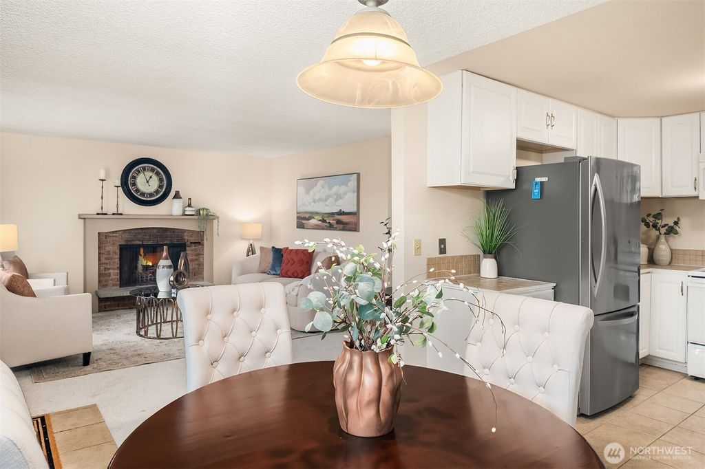 Photo of 2448 137th Avenue SE, Bellevue, WA 98005 (MLS # 2461451)