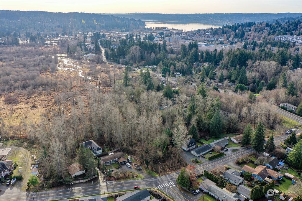 Photo of 7503 NE 192nd Street, Kenmore, WA 98028 (MLS # 2186018)