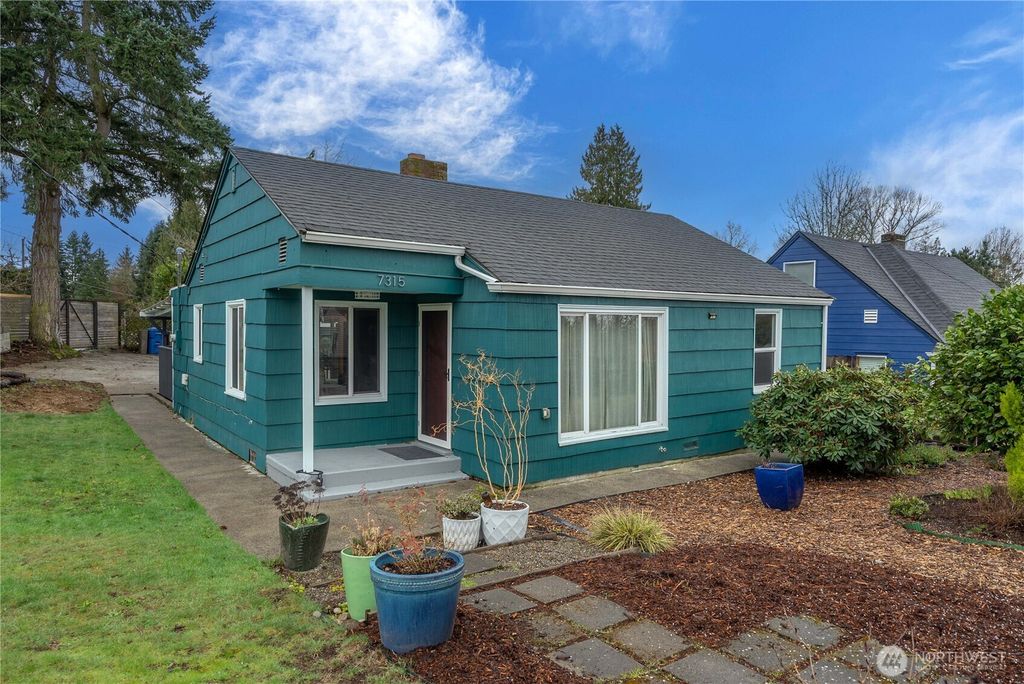 Photo of 7315 S 115th Street, Seattle, WA 98178 (MLS # 2486797)
