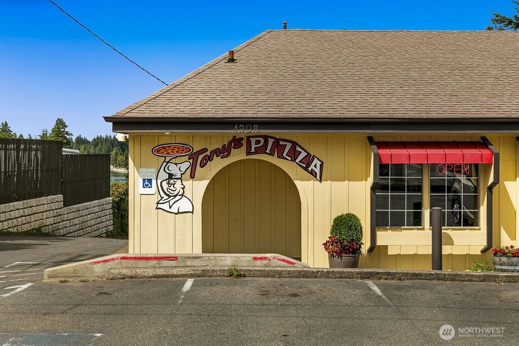 4908 Kitsap Way