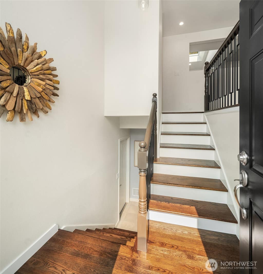 Photo of 28407 22nd Avenue S, Federal Way, WA 98003 (MLS # 2552935)