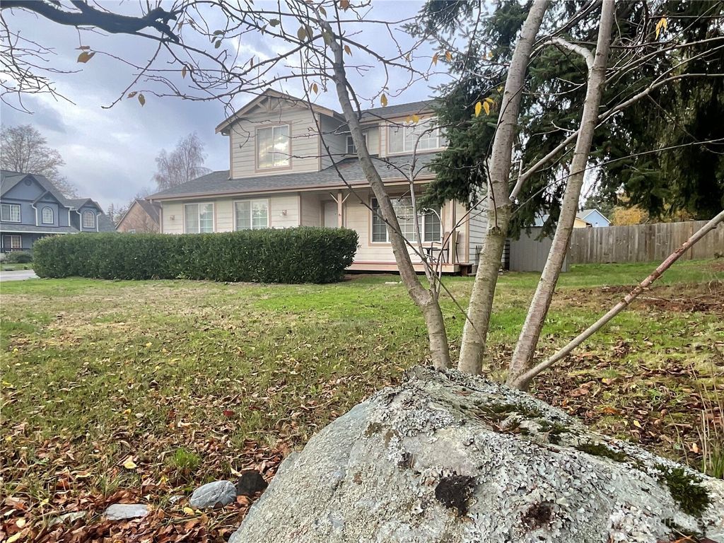 Photo of 780 SW Orcas Street, Oak Harbor, WA 98277 (MLS # 2458273)