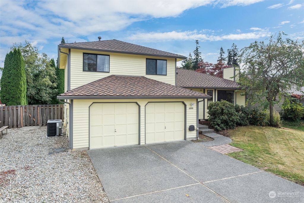 Photo of 6008 35th Way SE, Auburn, WA 98092 (MLS # 2012360)