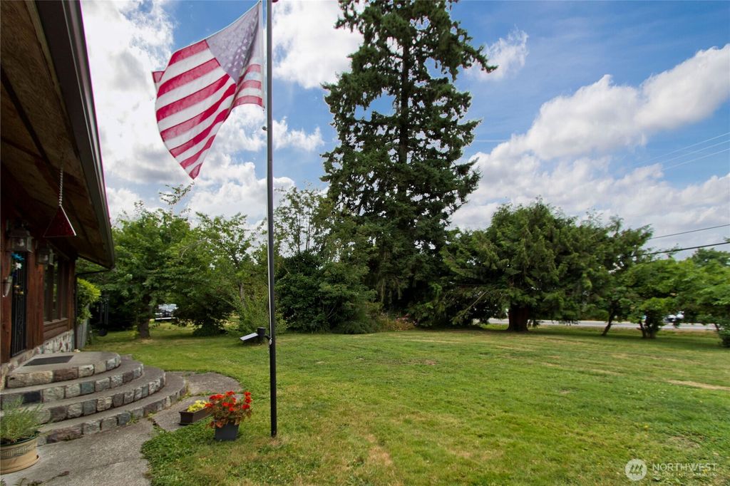 Photo of 3918 S 344th Street, Auburn, WA 98001 (MLS # 2406275)