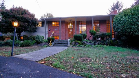 16902 28th Avenue SW Burien WA 98166