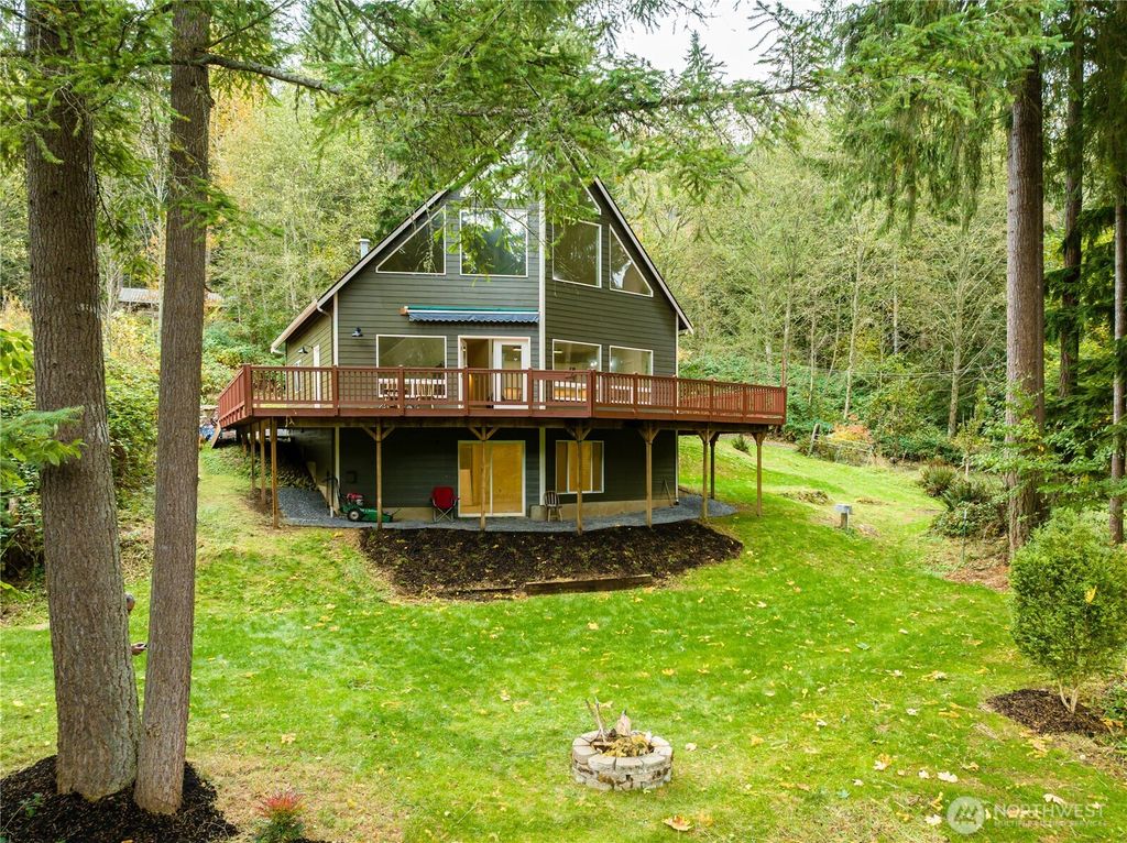 Photo of 18219 E Spring Lake Road, Arlington, WA 98223 (MLS # 2412924)