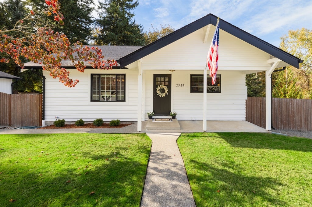 Photo of 2328 Alpine Place, Enumclaw, WA 98022 (MLS # 2594209)