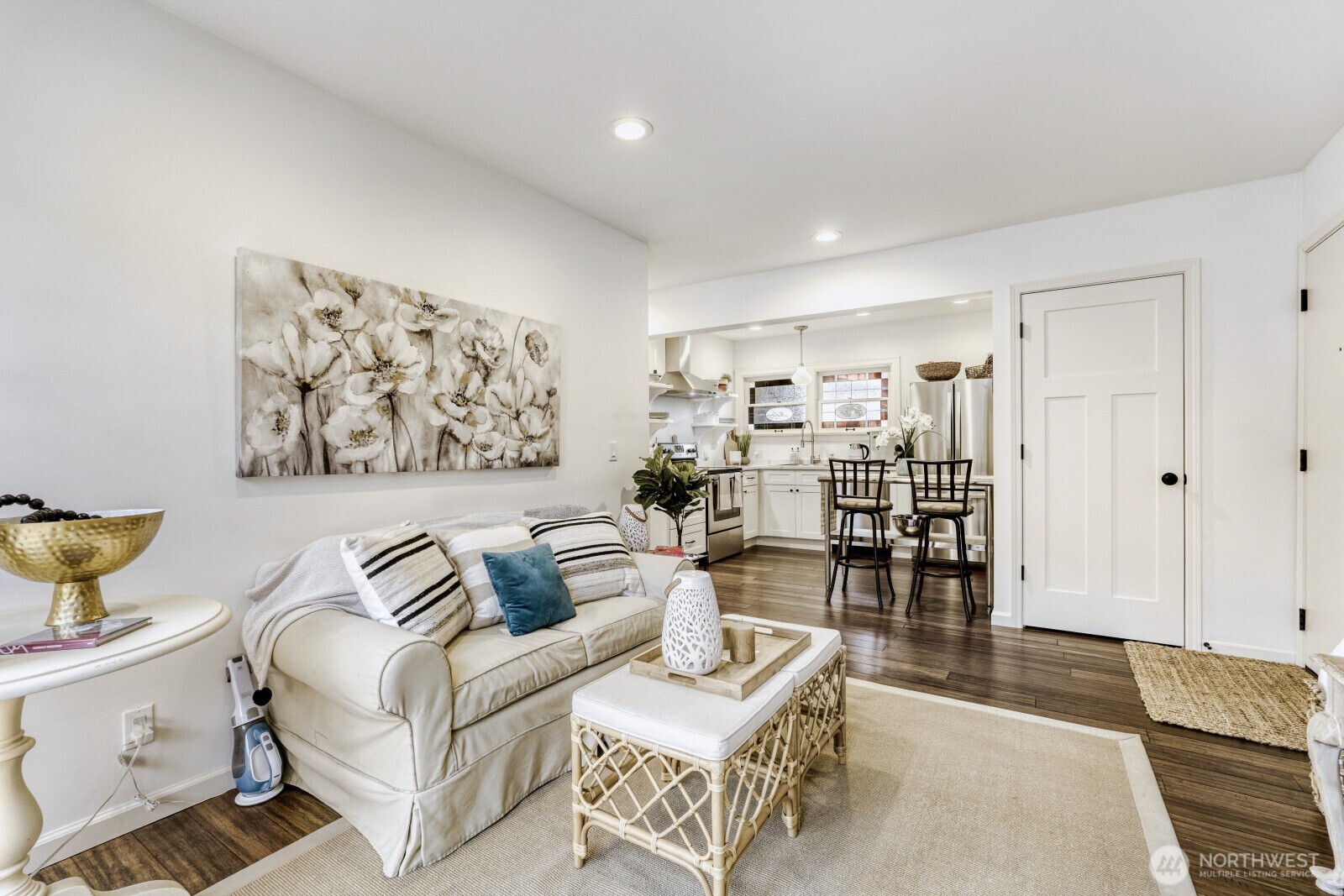 535 20th Avenue E A204