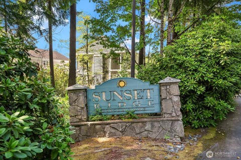 Photo of 2989 142nd Place SE #3, Bellevue, WA 98007 (MLS # 2552724)