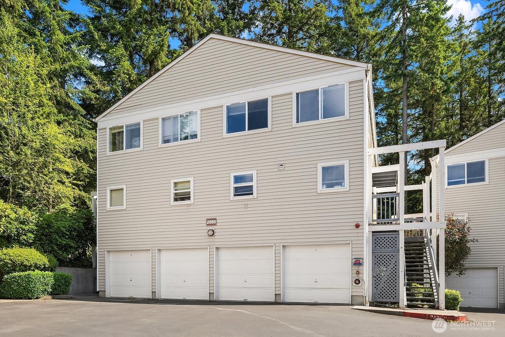 Photo of 2989 142nd Place SE #3, Bellevue, WA 98007 (MLS # 2552724)