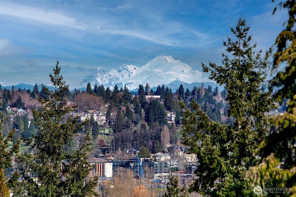 Photo of 1939 E Crescent Drive #98112, Seattle, WA 98112 (MLS # 2479510)