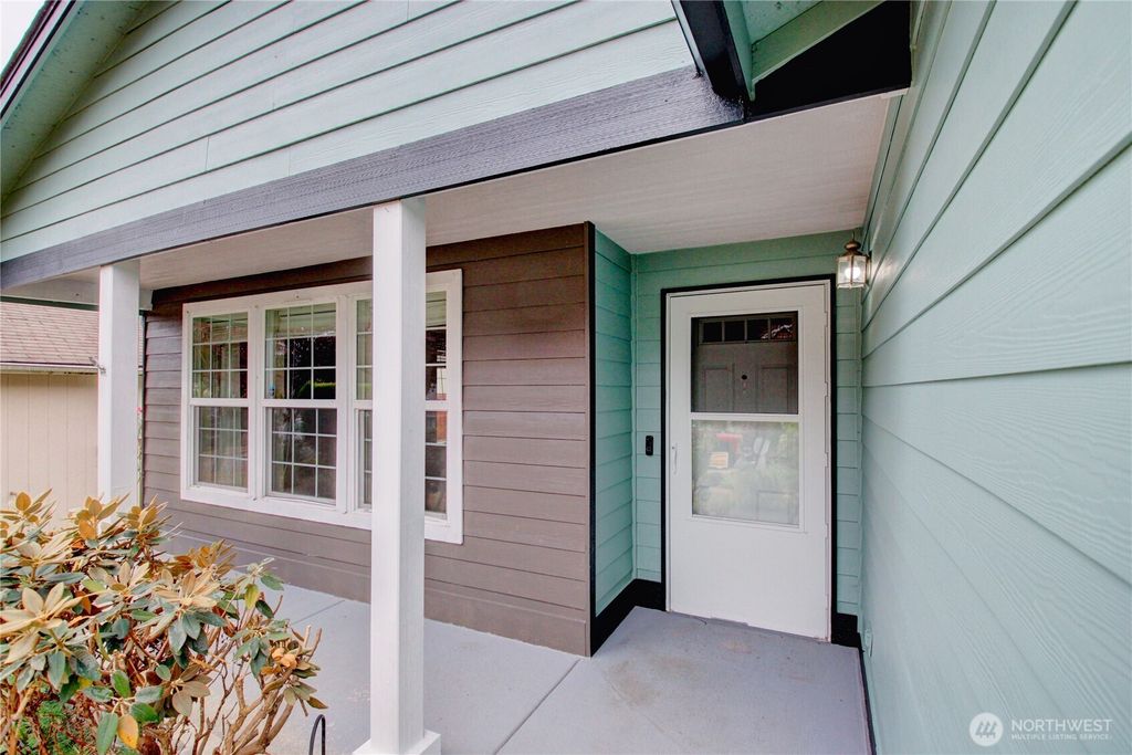 Photo of 6508 105th Street NE, Marysville, WA 98270 (MLS # 2416512)