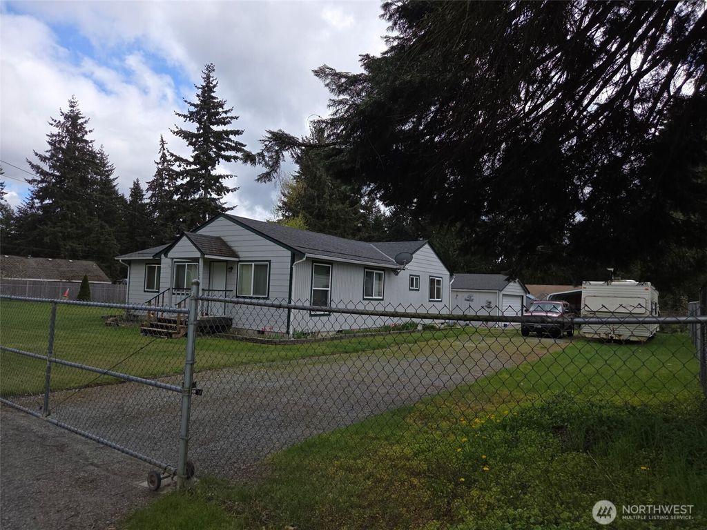 Photo of 11204 122nd Street E, Puyallup, WA 98374 (MLS # 2513439)
