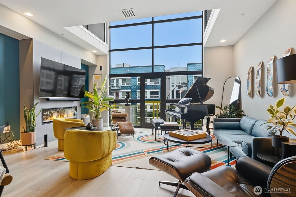 Photo of 615 E Pike Street #402, Seattle, WA 98122 (MLS # 2466524)