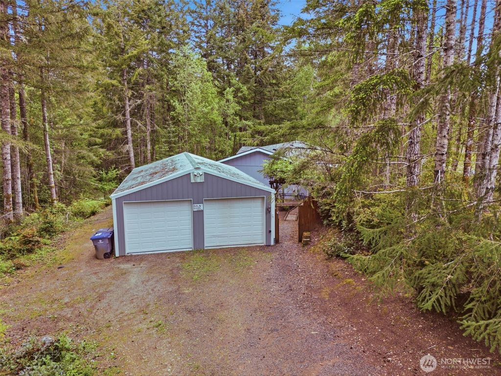 Photo of 71 E Richardson Road, Belfair, WA 98528 (MLS # 2516188)