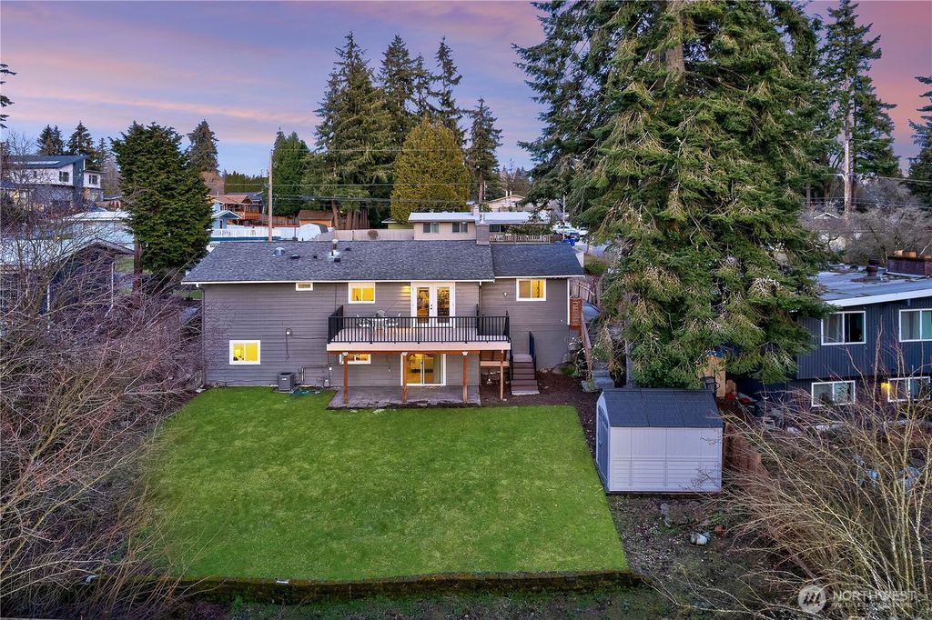 Photo of 121 152nd Place SE, Bellevue, WA 98007 (MLS # 2327178)