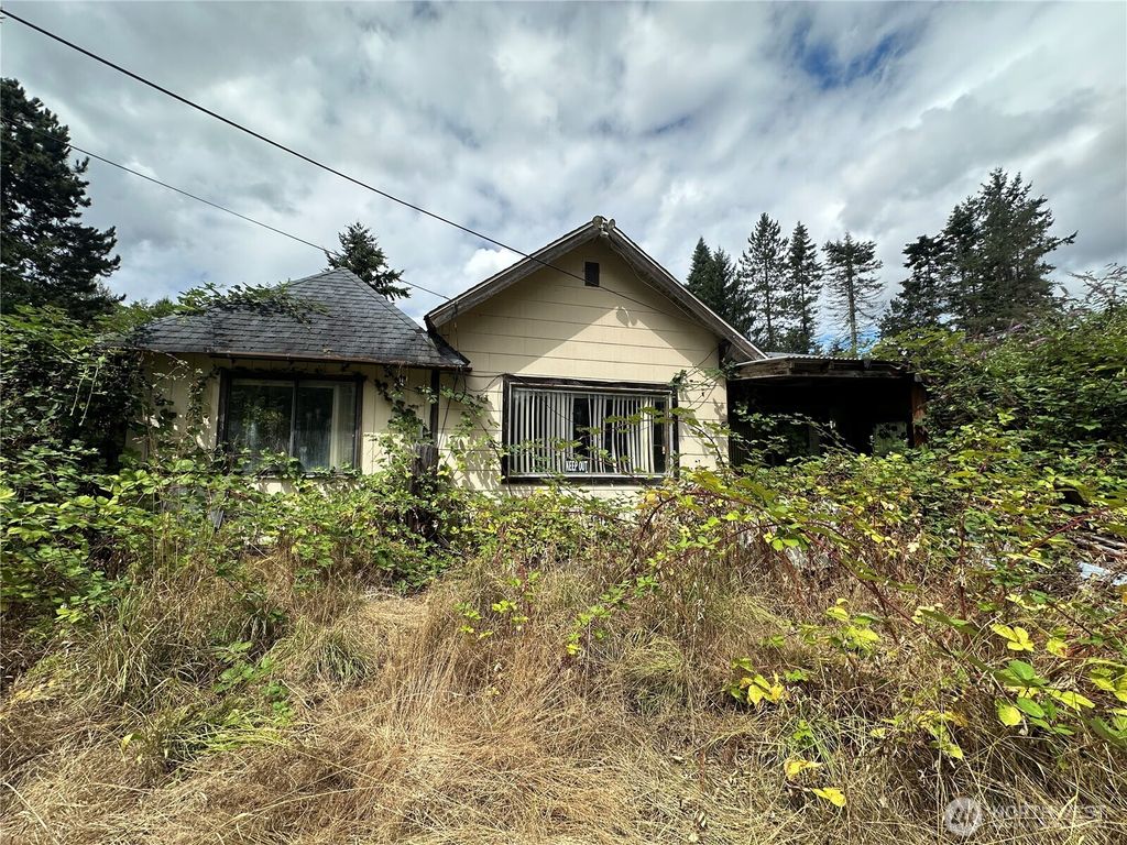 Photo of 18646 Byers Road SE, Maple Valley, WA 98038 (MLS # 2419606)