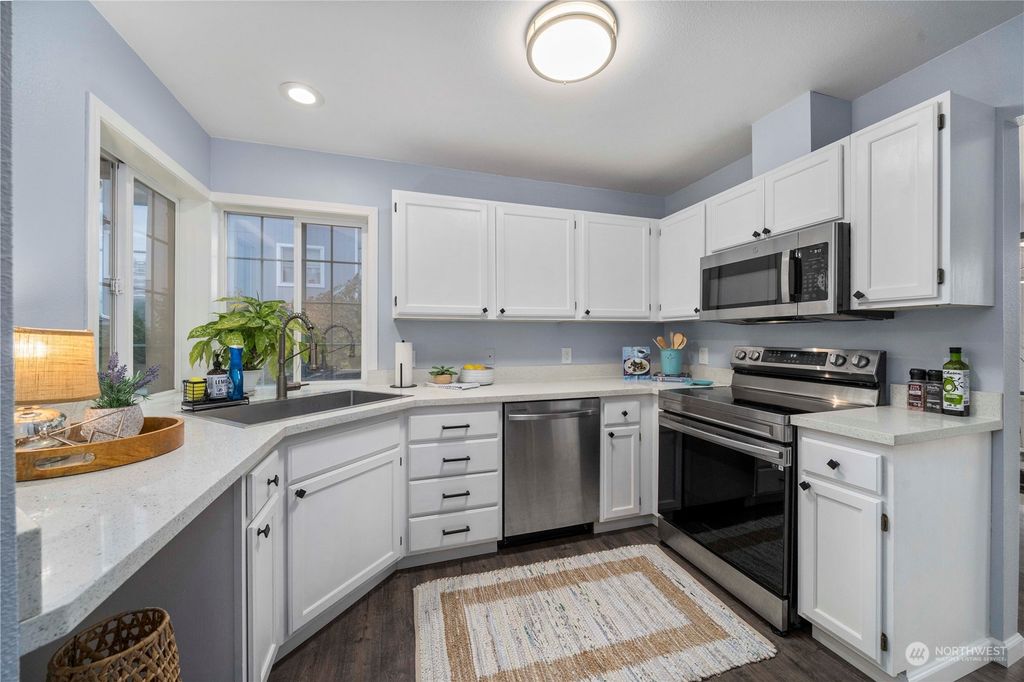 Photo of 1612 Juniper st St, Milton, WA 98354 (MLS # 2177155)