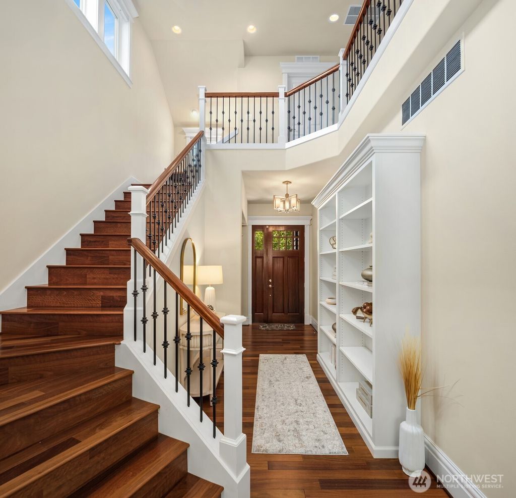 Photo of 2246 NW Harmony Way, Issaquah, WA 98027 (MLS # 2388324)