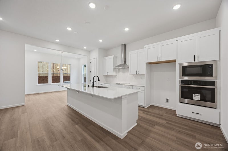 325 N 55th Street 28
