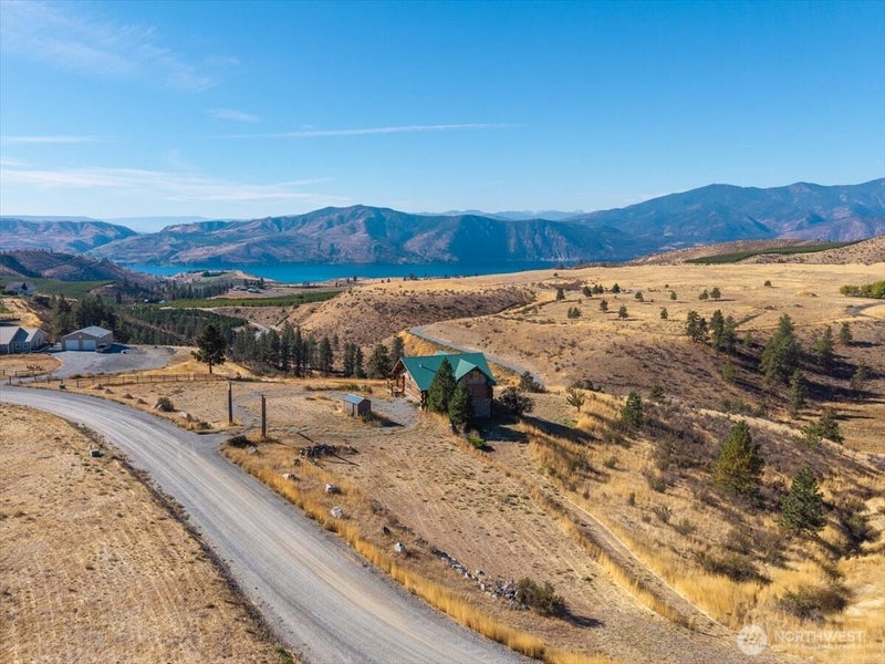 595 Chelan Trails Road