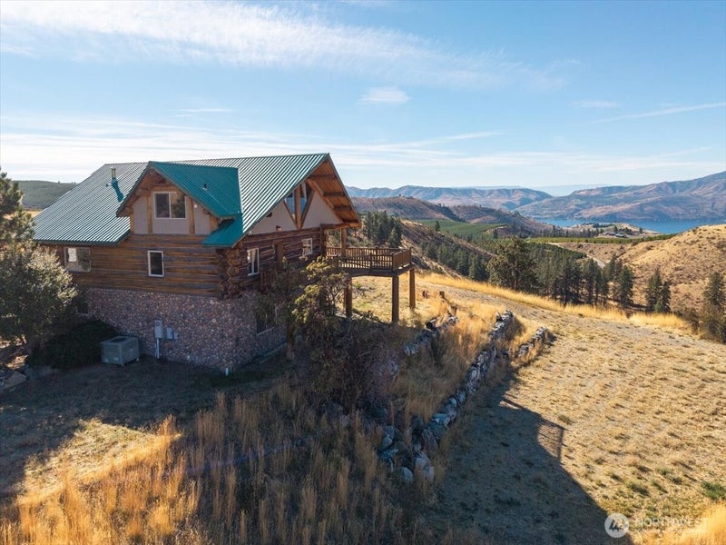 595 Chelan Trails Road